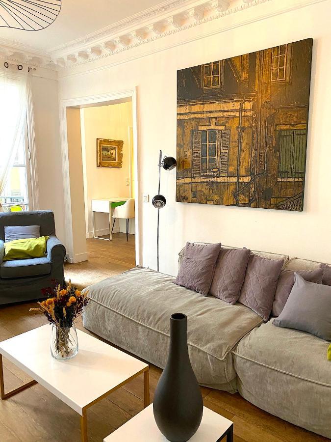 Real Parisian With 2 Bedrooms And Ac Appartement Paris