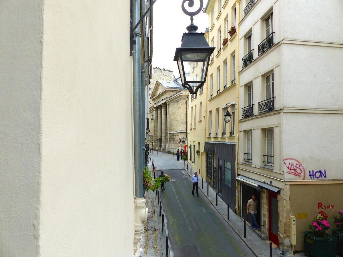 Appartement Real Parisian With 2 Bedrooms And Ac *